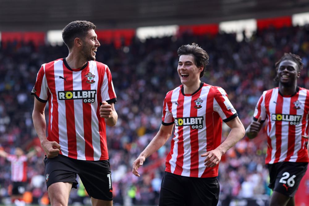 下半场继续委以重任！斯普利特针对指导杨瀚森